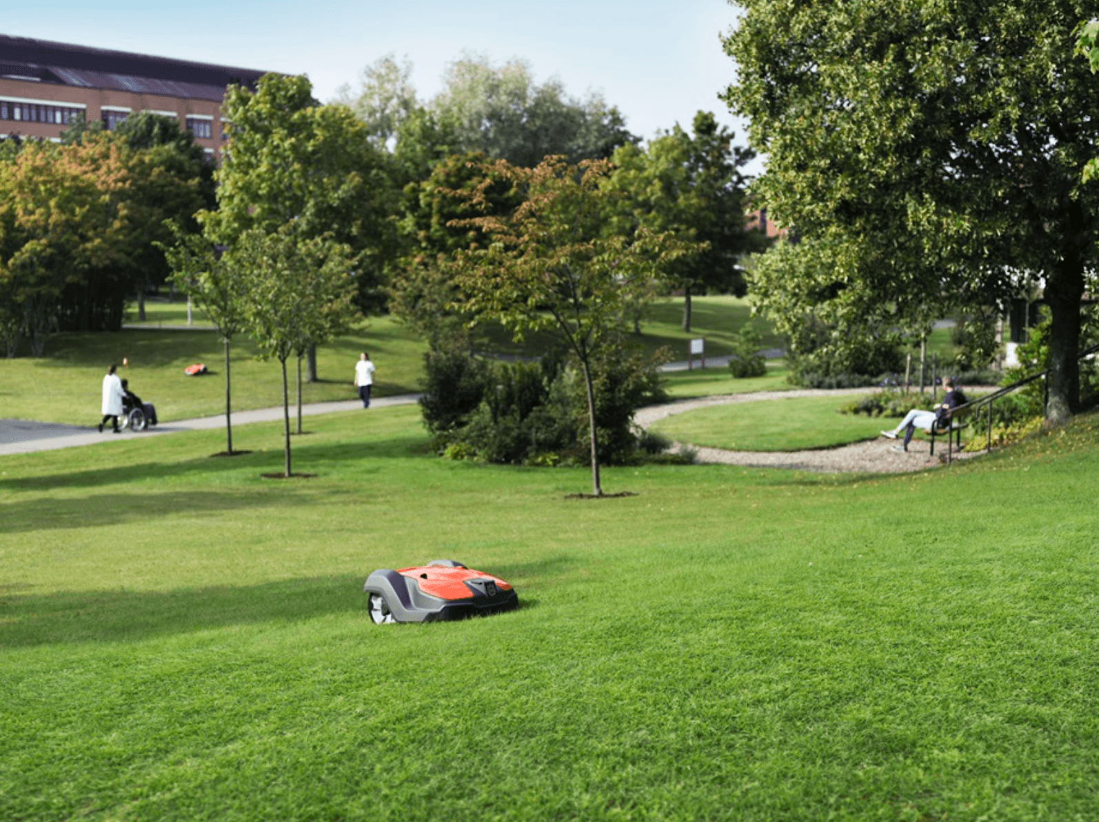 Are Robotic Lawnmowers Suitable for Large Public Spaces?