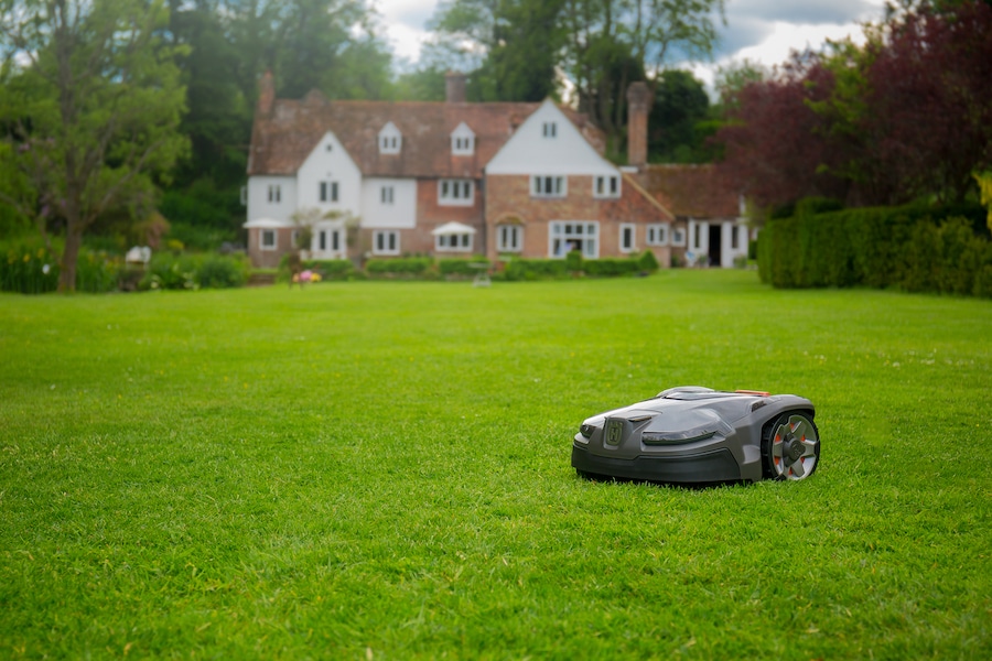 Robot mower installation in Kent
